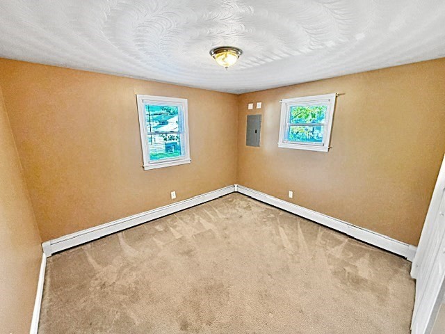 34 Marjorie Street Worcester, MA 01604 - Photo 14 of 27