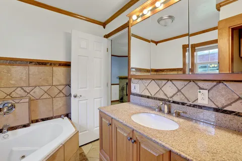 $143,000 | 140 Tobago Lane, Point Blank, TX 77364