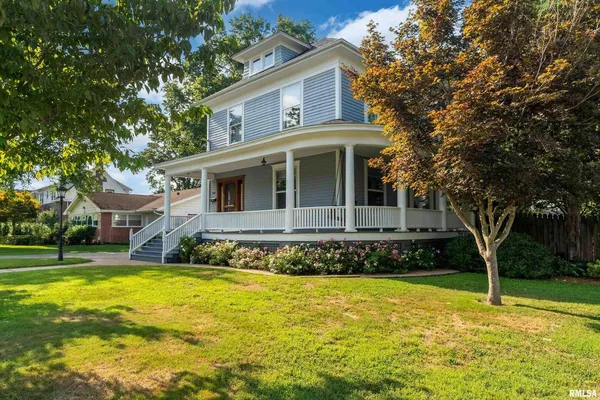 a view of a house with a swimming pool