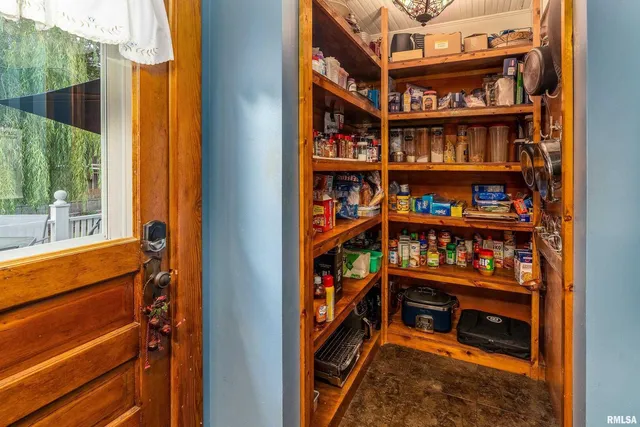 $312,000 | 540 East Main Street, Du Quoin, IL 62832