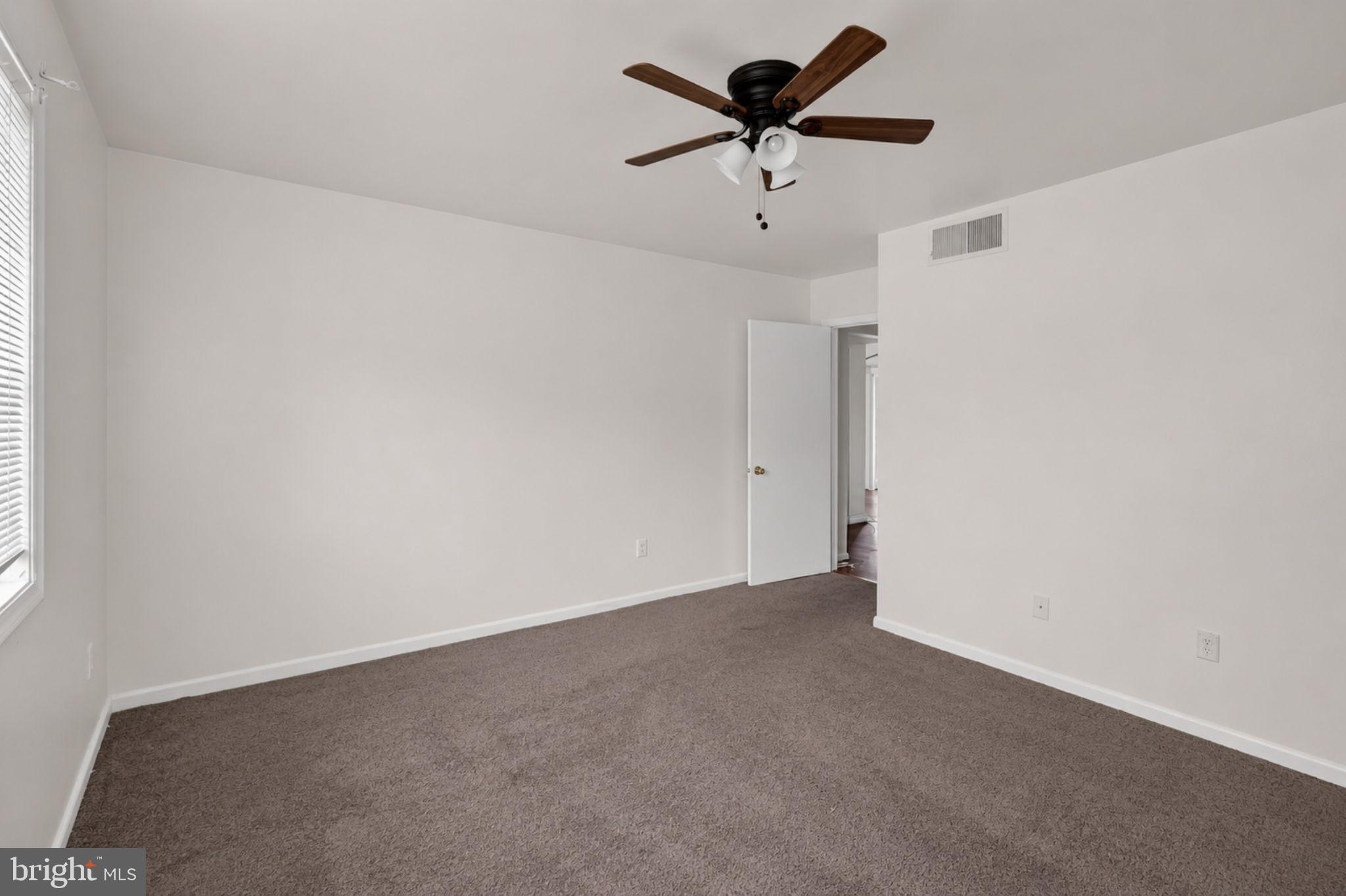3134 Brinkley Road, Unit 11302 Temple Hills, MD 20748 - Photo 15 of 26