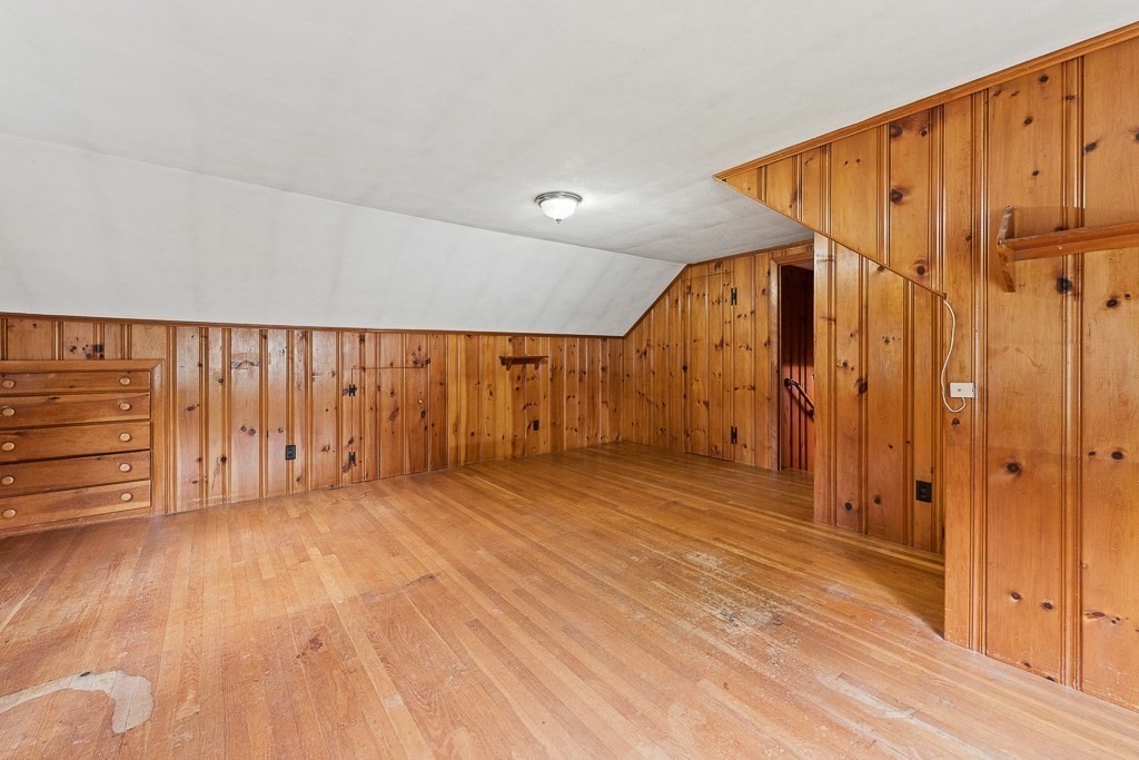 105 Lewis Avenue West Springfield, MA 01089 - Photo 31 of 38