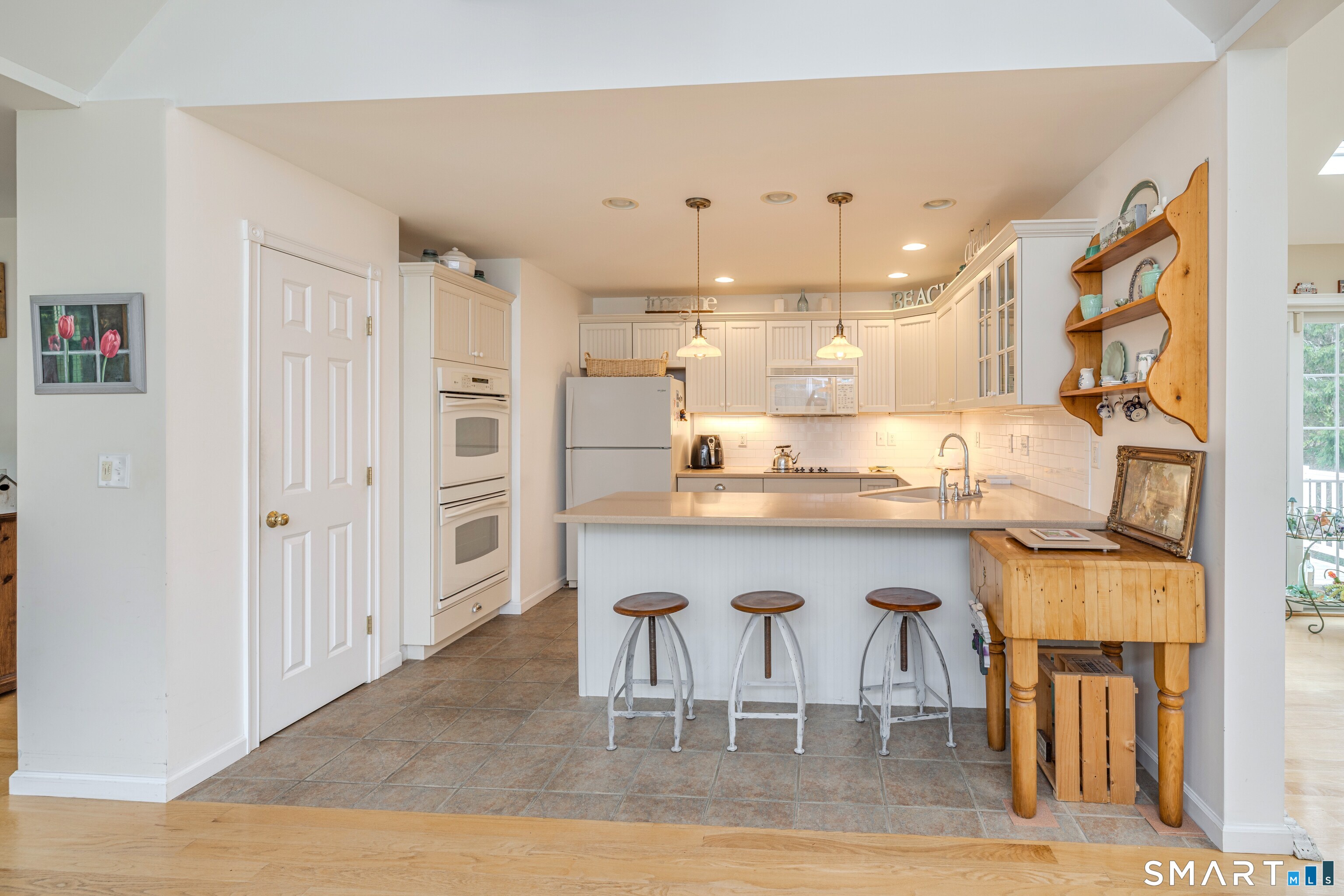 94 Stonehouse Road, Unit 14 Coventry, CT 06238 - Photo 2 of 40