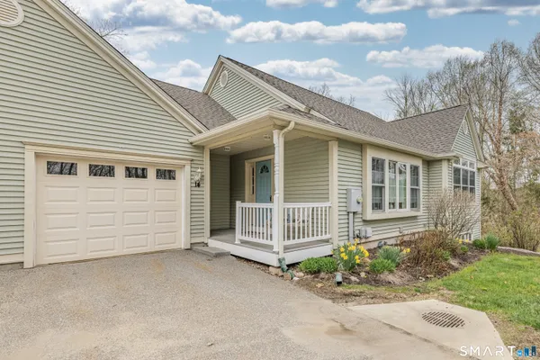 $395,000 | 94 Stonehouse Road, Unit 14, Coventry, CT 06238