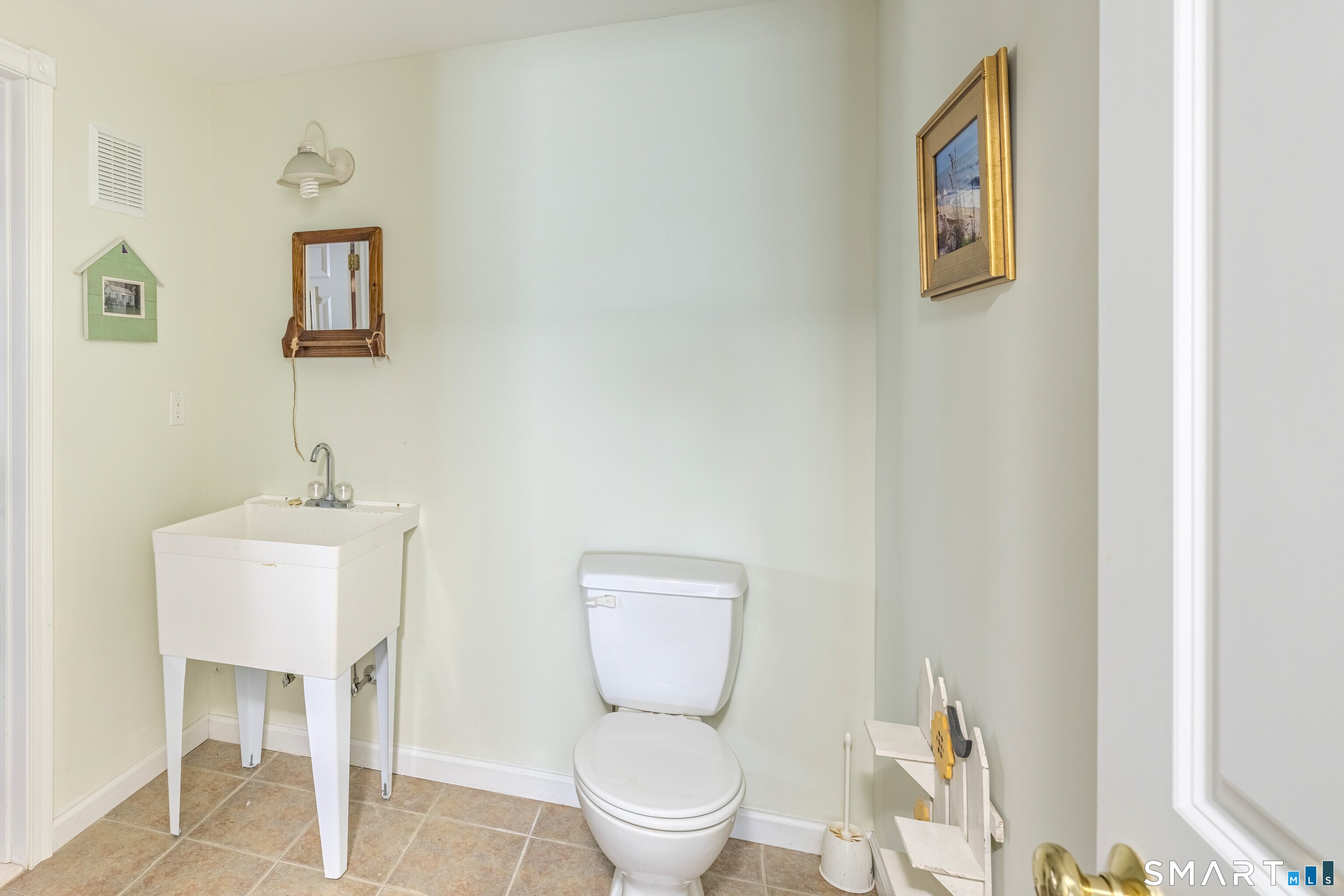 94 Stonehouse Road, Unit 14 Coventry, CT 06238 - Photo 38 of 40