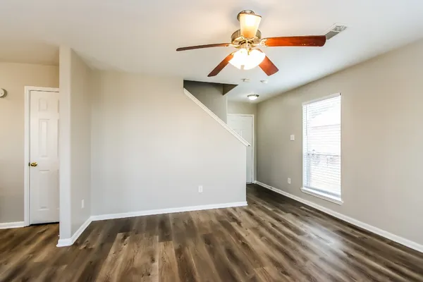 $1,830 | 1111 Richcrest Drive, Houston, TX 77060