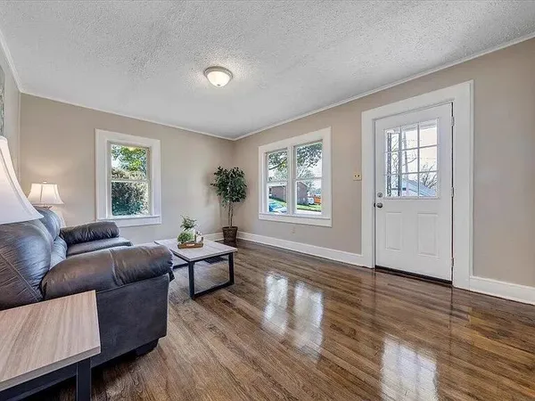 $1,650 | 1735 20th Street Northeast, Roanoke, VA 24012