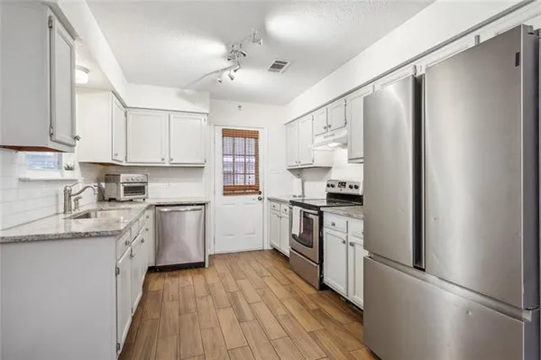 $2,100 | 509 Teakwood Circle, Mandeville, LA 70448