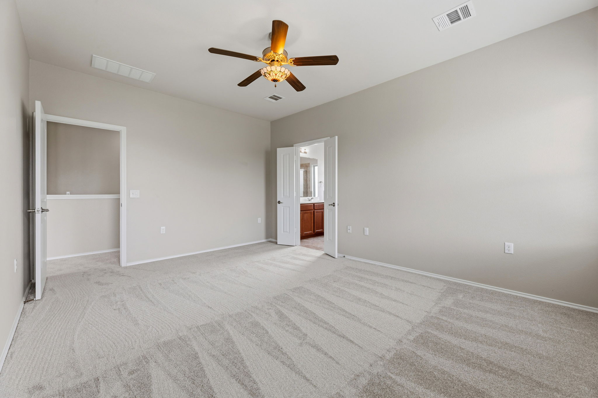 10217 Pinnacle Crest Loop Austin, TX 78747 - Photo 25 of 39