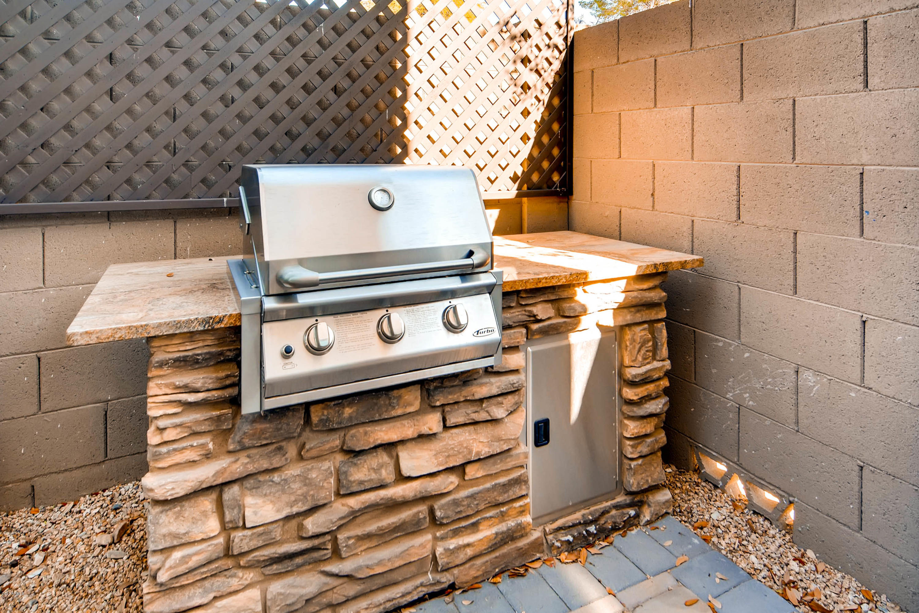 5010 North 34th Street, Unit 1 Phoenix, AZ 85018 - Photo 21 of 27 5010 N 34th St 1 Phoenix AZ-MLS_Size-022