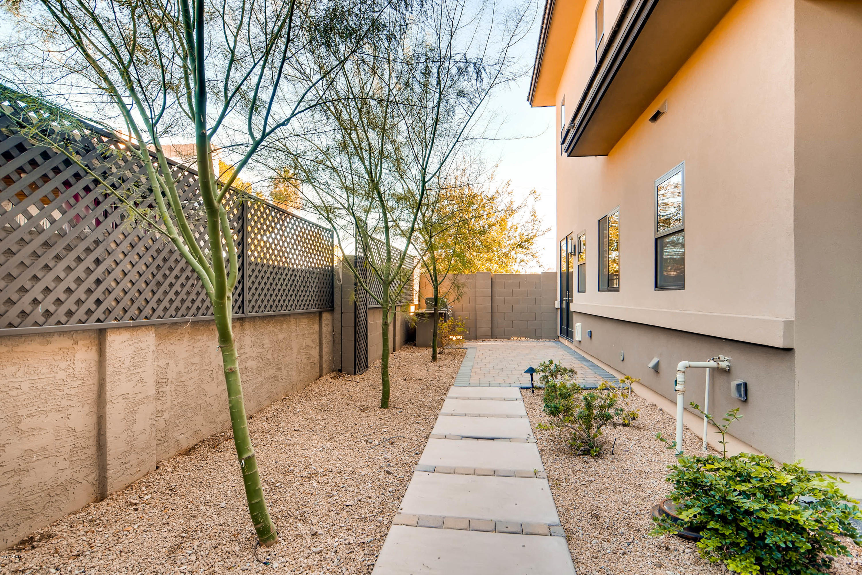 5010 North 34th Street, Unit 1 Phoenix, AZ 85018 - Photo 22 of 27 5010 N 34th St 1 Phoenix AZ-MLS_Size-023