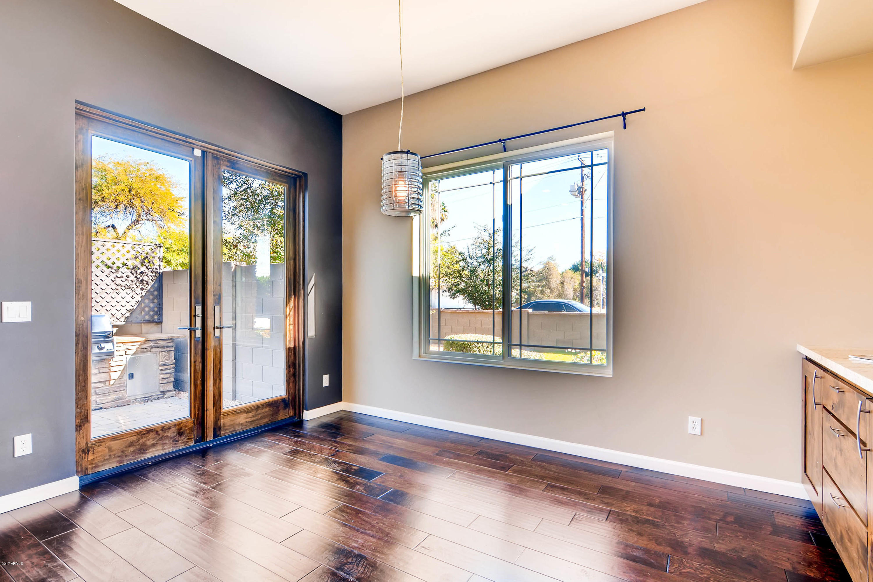 5010 North 34th Street, Unit 1 Phoenix, AZ 85018 - Photo 6 of 27 5010 N 34th St 1 Phoenix AZ-MLS_Size-007