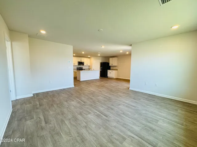 $2,400 | 120 Tiller Drive, Panama City, FL 32404