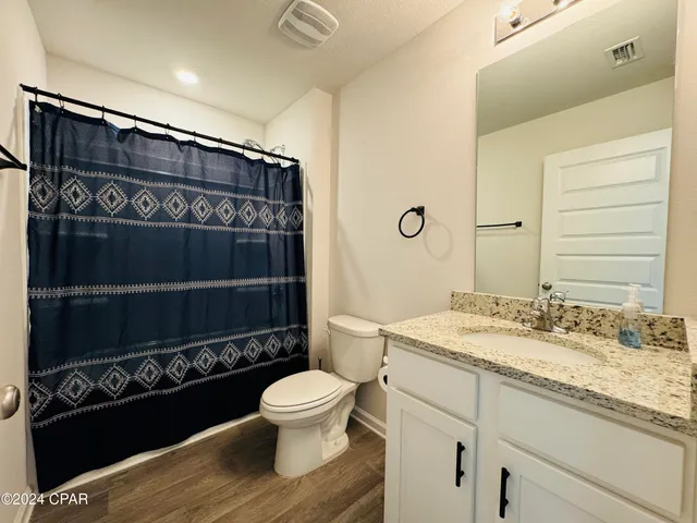 $2,400 | 120 Tiller Drive, Panama City, FL 32404