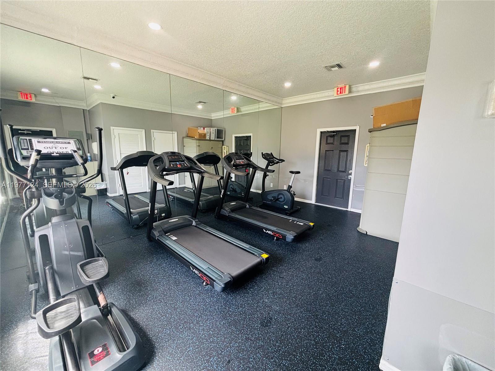 16134 Emerald Cove Road, Unit 16134 Weston, FL 33331 - Photo 18 of 20