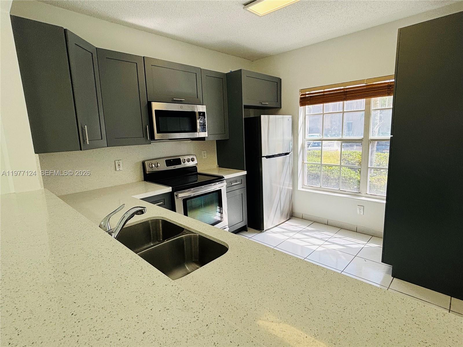16134 Emerald Cove Road, Unit 16134 Weston, FL 33331 - Photo 3 of 20