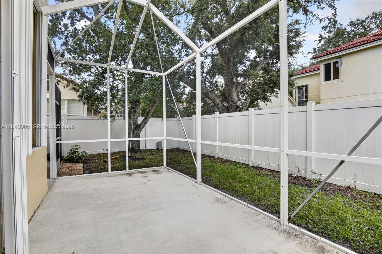 1485 Seabay Road Weston, FL 33326 - Photo 19 of 29