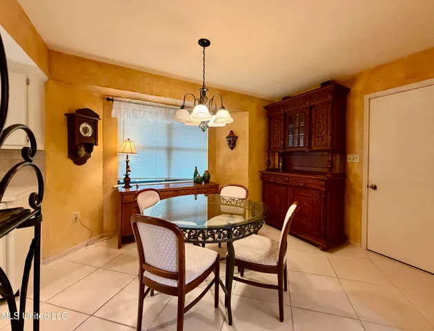 $236,000 | 52 Cascades Circle West, Clinton, MS 39056