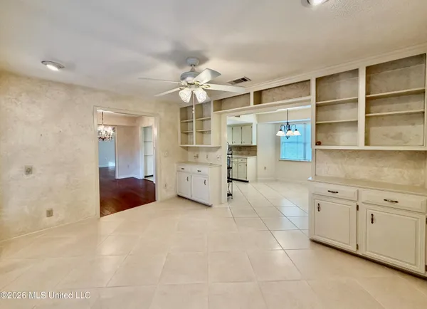 $229,900 | 52 Cascades Circle West, Clinton, MS 39056