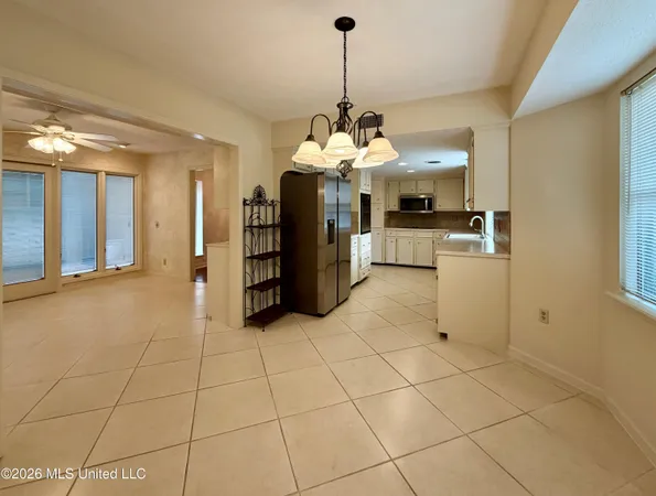 $236,000 | 52 Cascades Circle West, Clinton, MS 39056