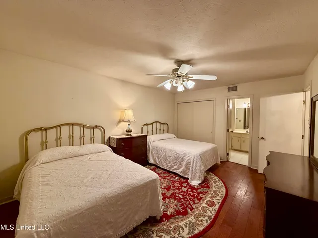 $236,000 | 52 Cascades Circle West, Clinton, MS 39056