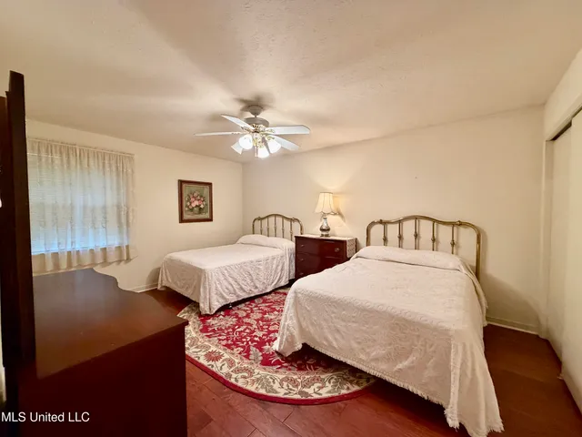 $236,000 | 52 Cascades Circle West, Clinton, MS 39056