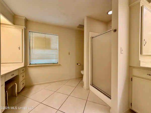 $229,900 | 52 Cascades Circle West, Clinton, MS 39056