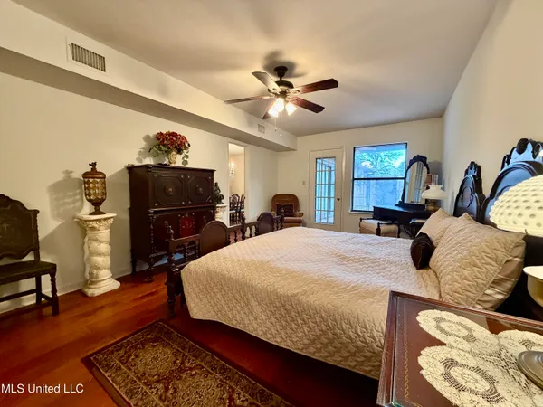 $236,000 | 52 Cascades Circle West, Clinton, MS 39056