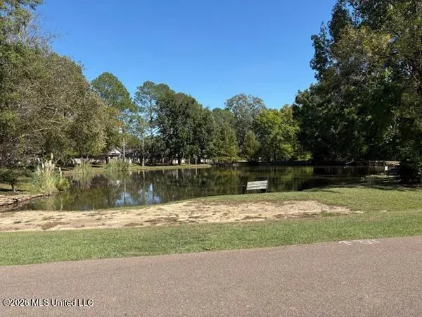 $236,000 | 52 Cascades Circle West, Clinton, MS 39056