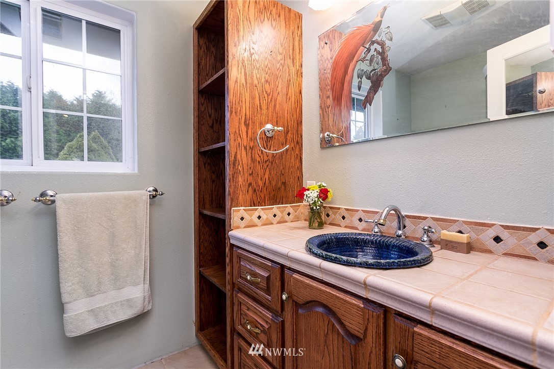 4493 Aldrich Road Bellingham, WA 98226 - Photo 15 of 39 Gallery Image 15