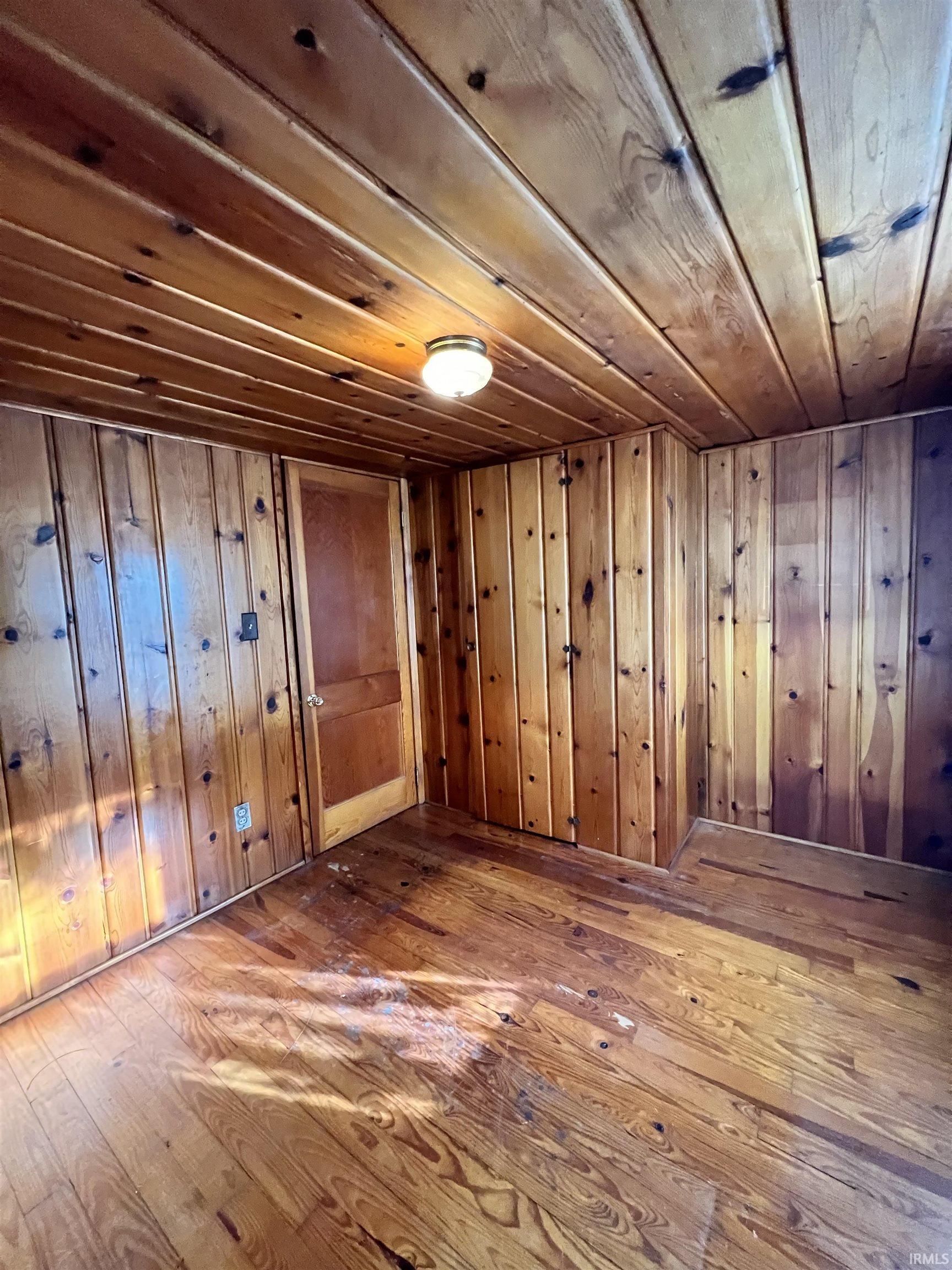 115 North Maple Avenue Warsaw, IN 46580 - Photo 17 of 21