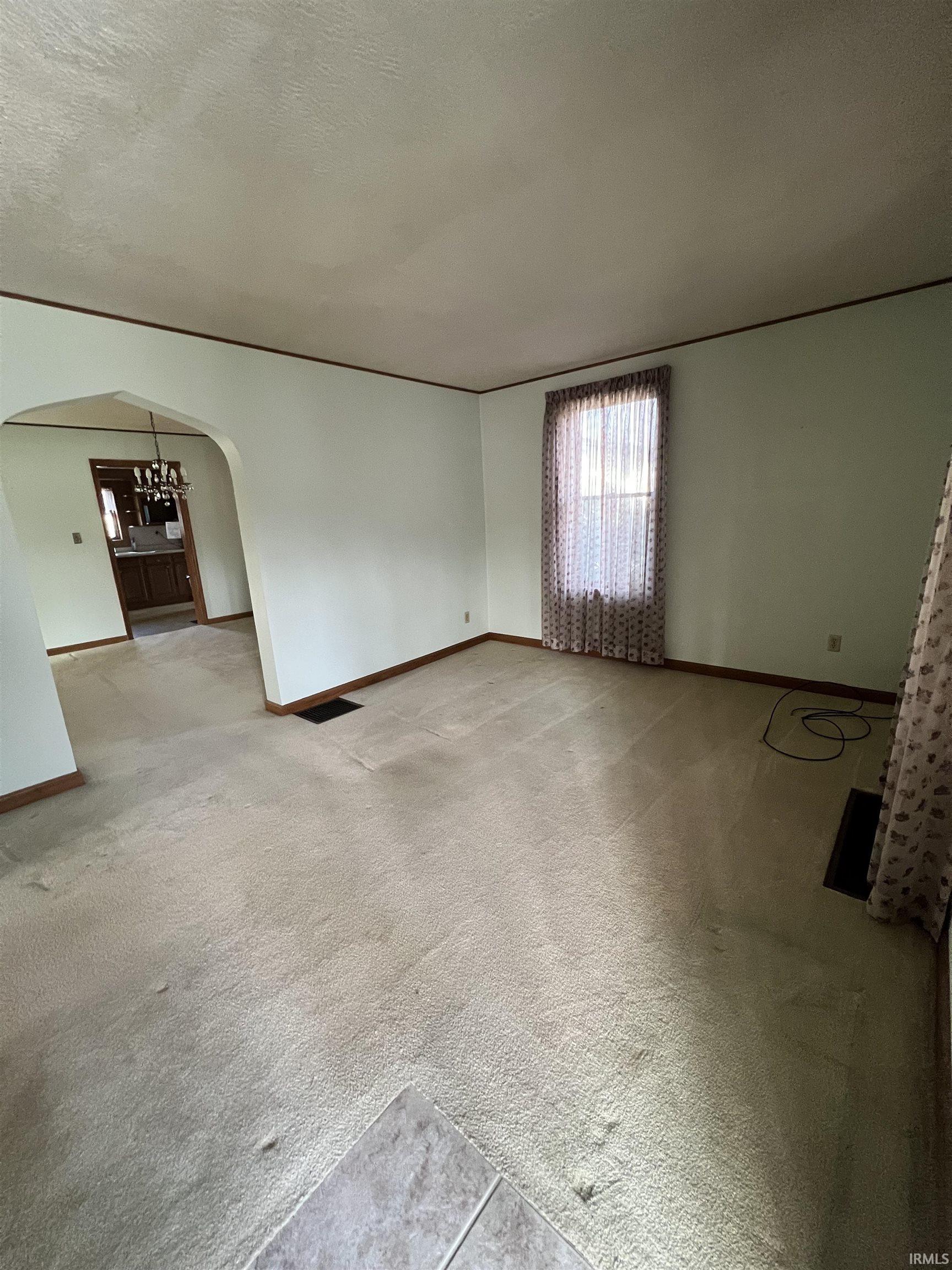 115 North Maple Avenue Warsaw, IN 46580 - Photo 3 of 21