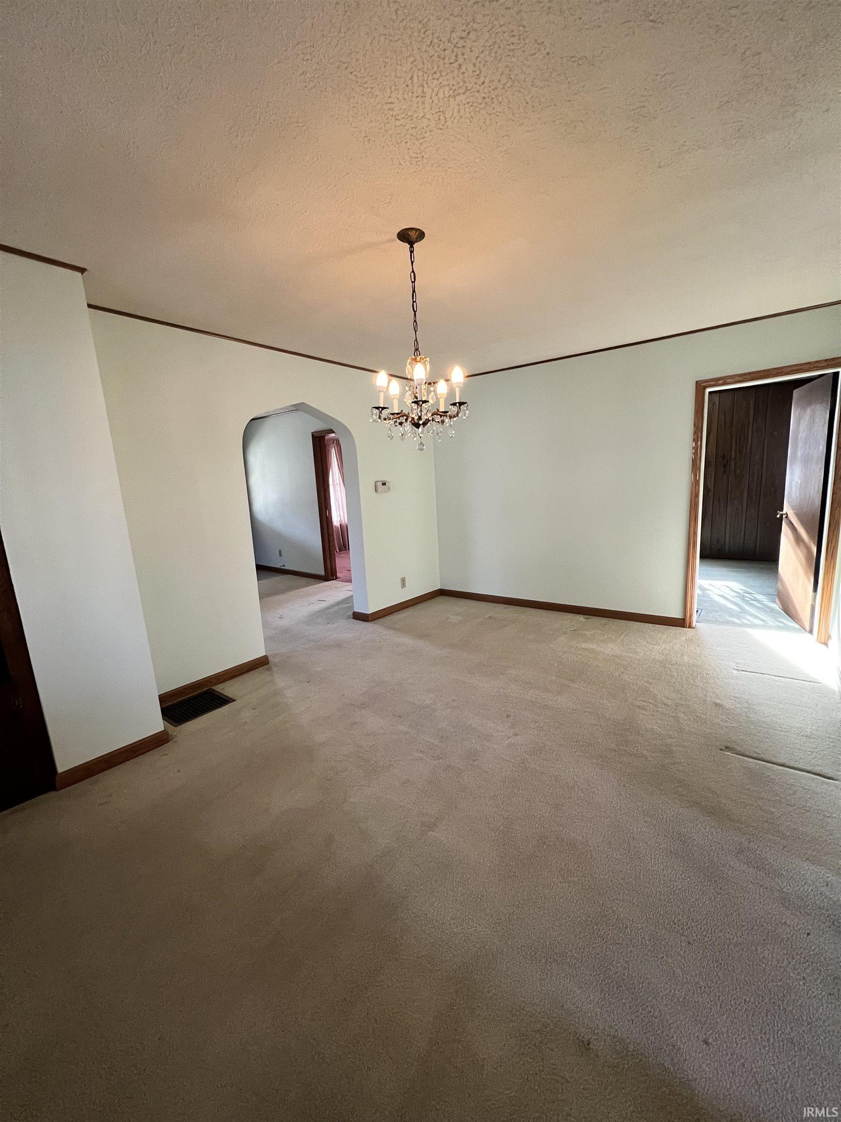 115 North Maple Avenue Warsaw, IN 46580 - Photo 7 of 21