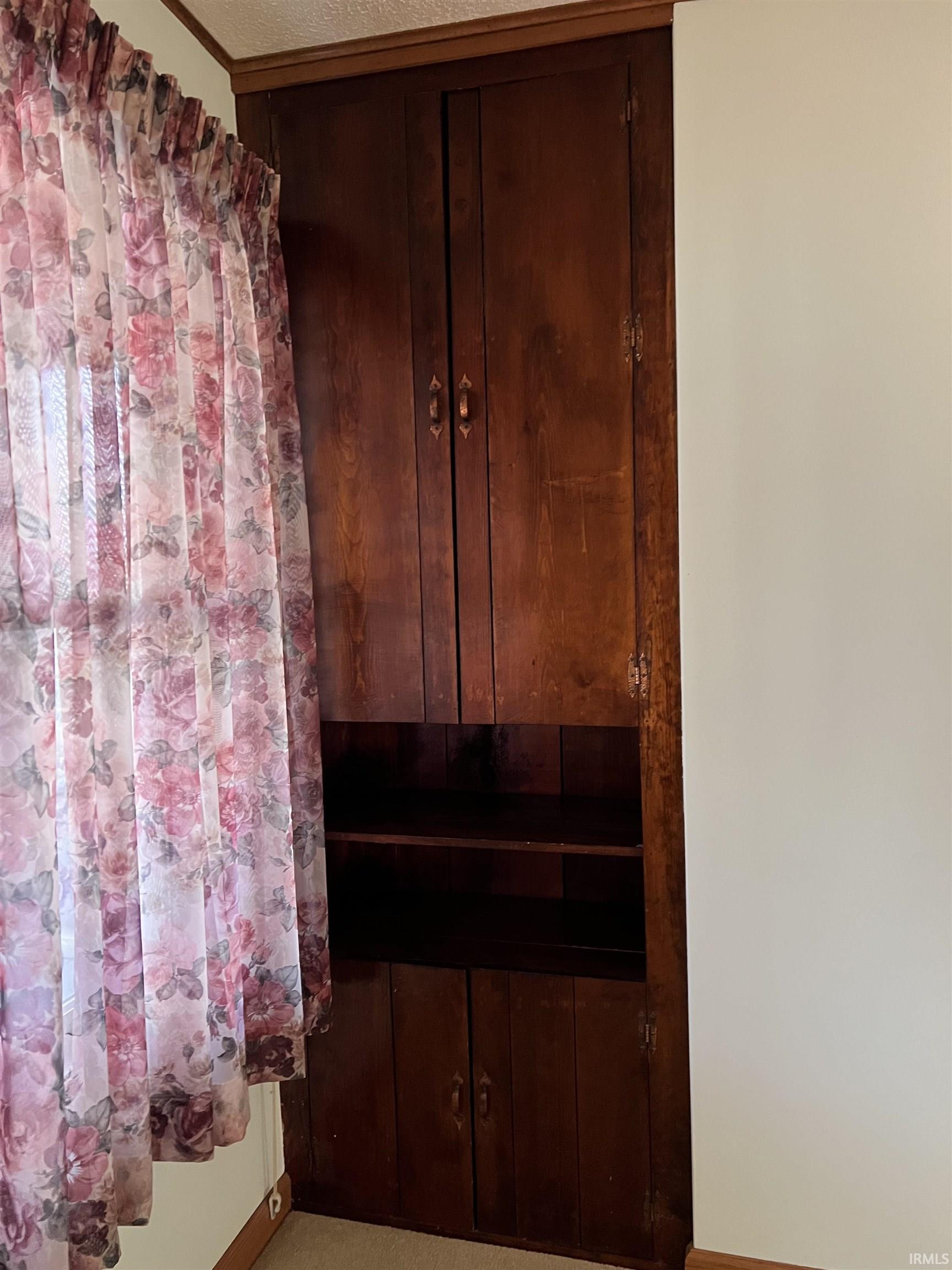 115 North Maple Avenue Warsaw, IN 46580 - Photo 8 of 21