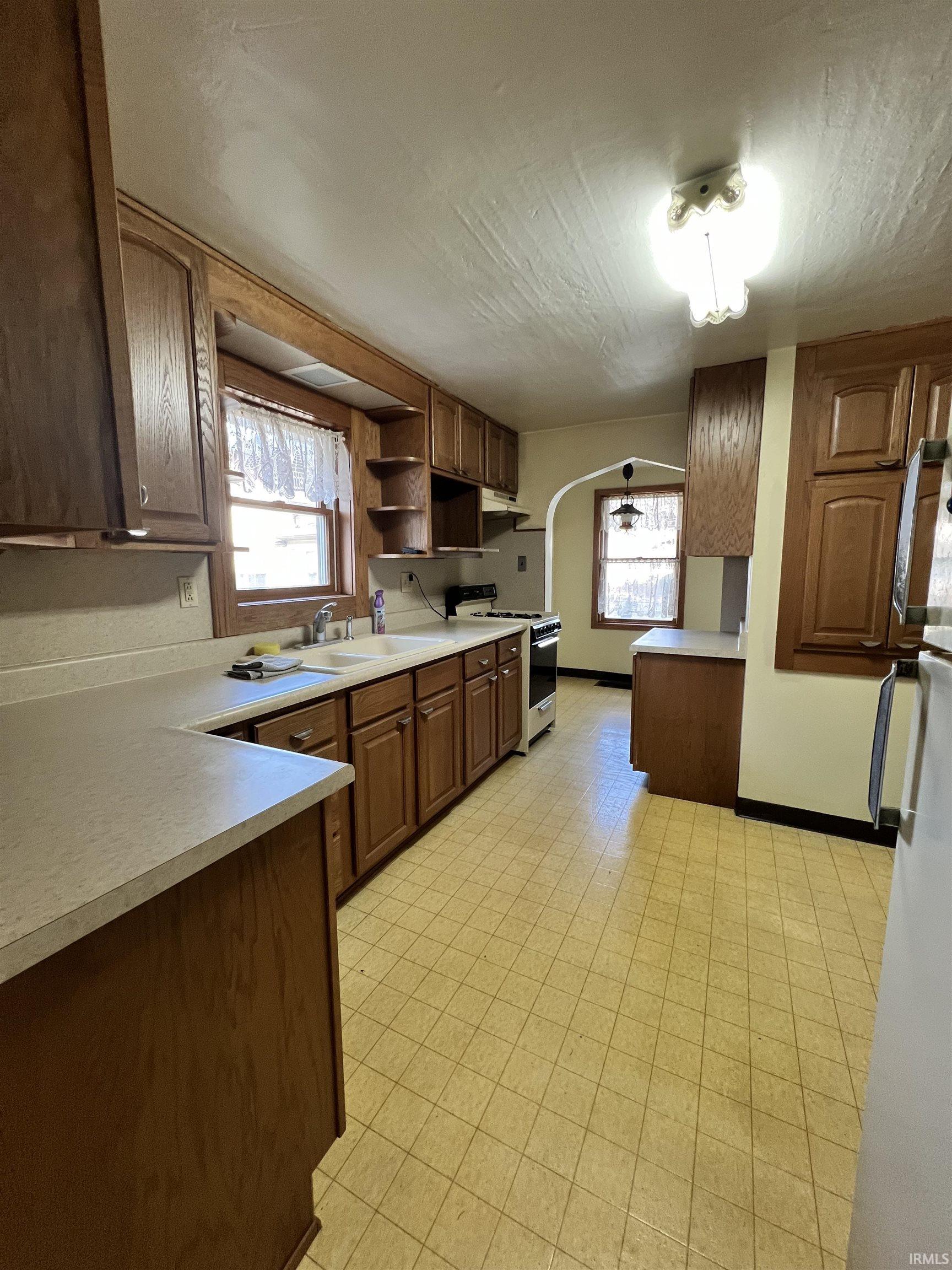 115 North Maple Avenue Warsaw, IN 46580 - Photo 10 of 21