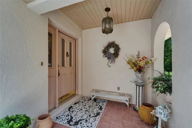 a view of bathroom with a potted plant