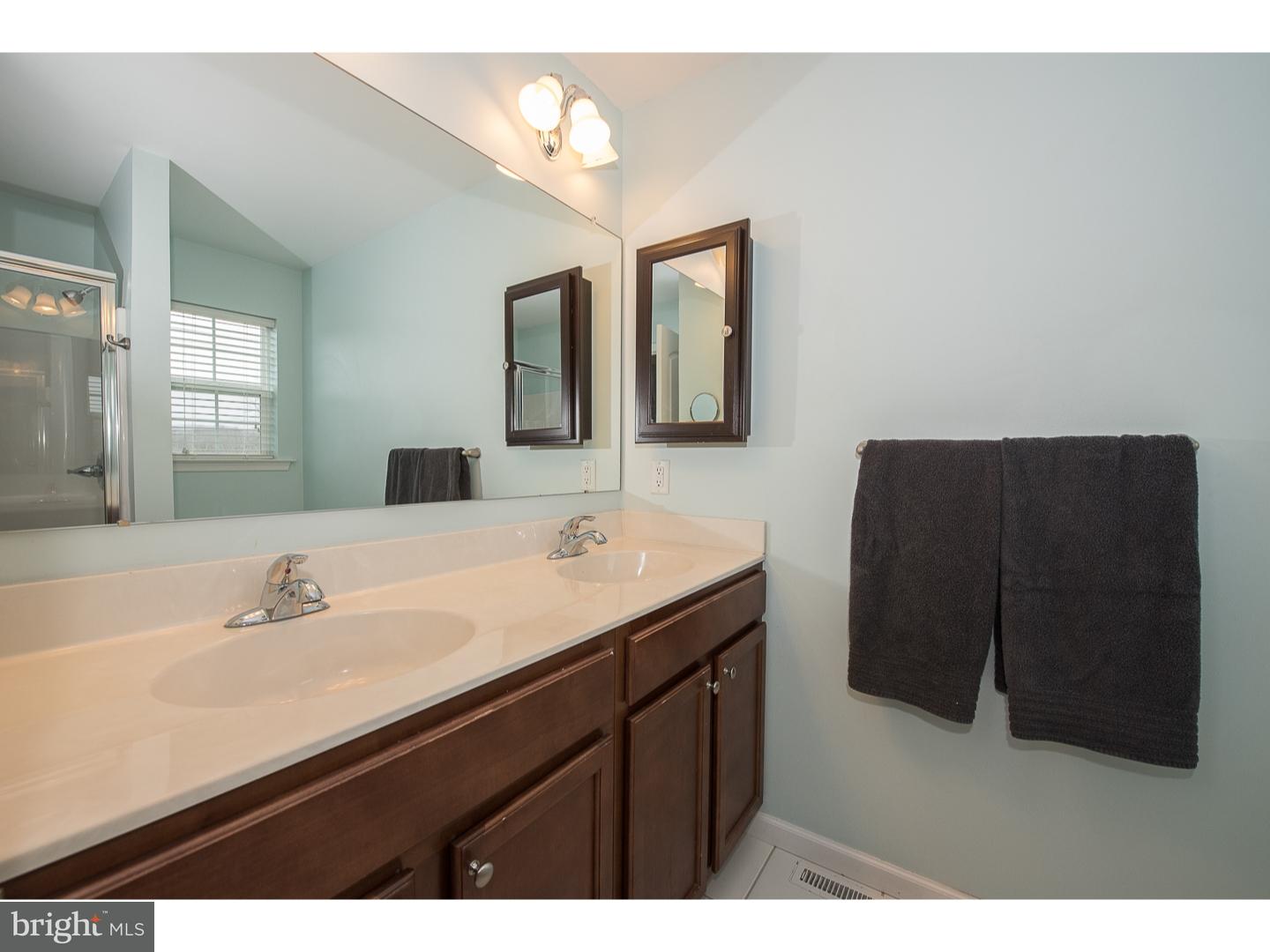 360 North Mill Road Kennett Square, PA 19348 - Photo 15 of 25 Master Bathroom