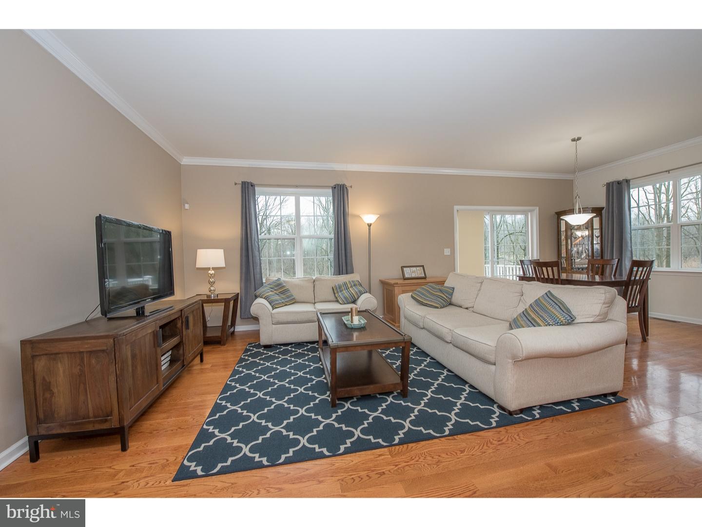 360 North Mill Road Kennett Square, PA 19348 - Photo 5 of 25 Living Room