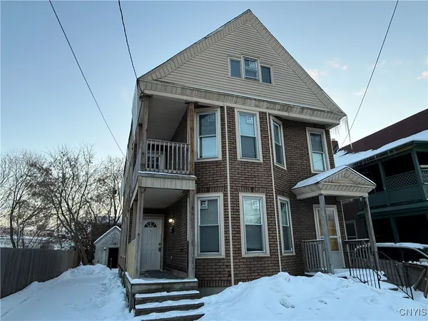 $187,500 | 813 Wager Street, Utica, NY 13502