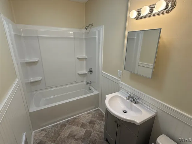 $187,500 | 813 Wager Street, Utica, NY 13502