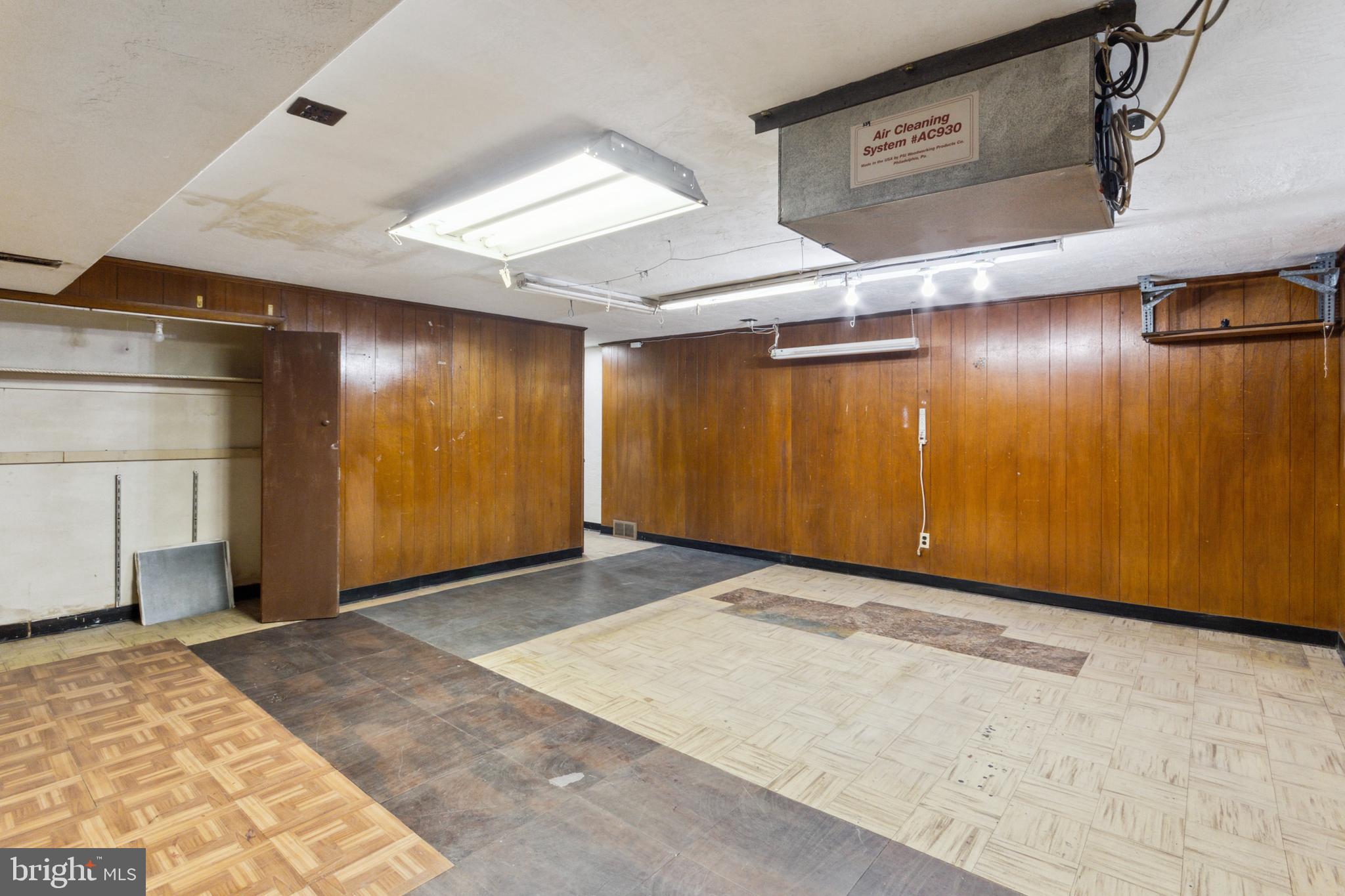 601 Colebrook Road Philadelphia, PA 19115 - Photo 23 of 25