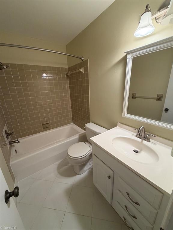 794 Rhododendron Road Hillsville, VA 24343 - Photo 12 of 27