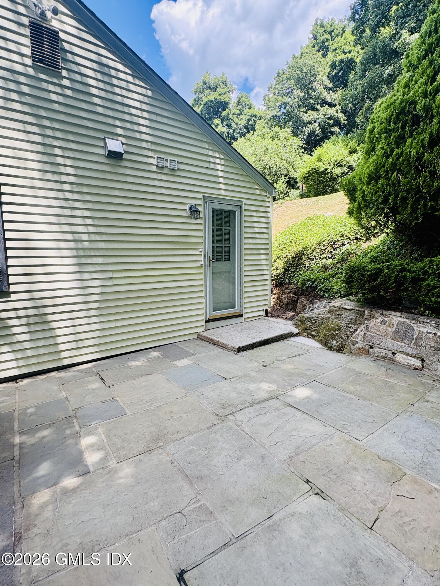 9 Pemberwick Road Greenwich, CT 06831 - Photo 26 of 31 Terrace