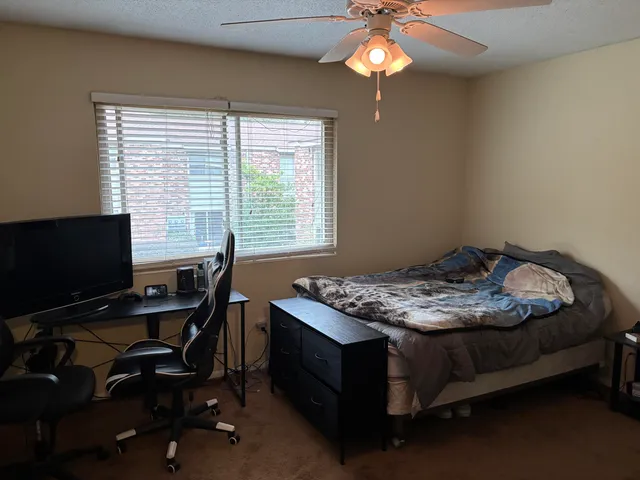 $186,000 | 407 Andrea Lane, Hanahan, SC 29410