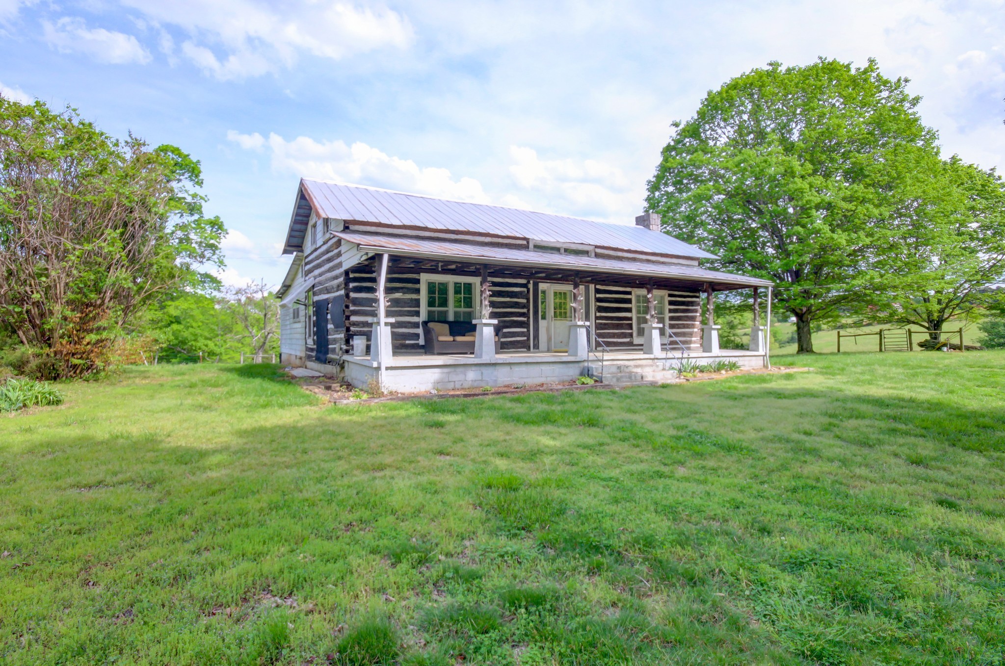 3915 Oak Ridge Road Palmyra, TN 37142 - Photo 45 of 61 a view of a house with a backyard