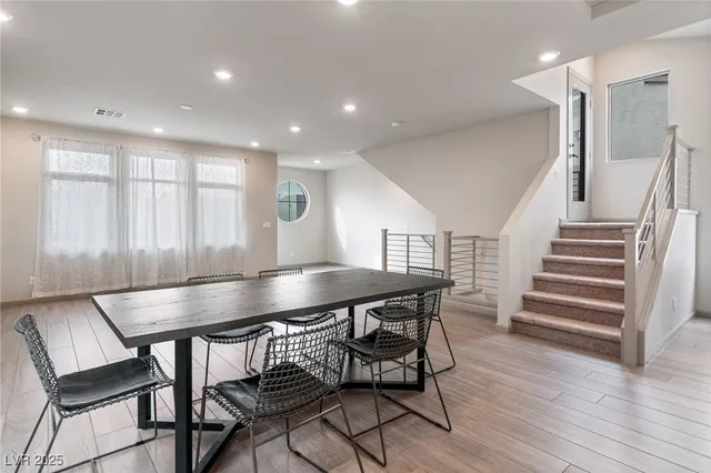 $2,833 | 8176 Caldera Creek Street, Las Vegas, NV 89113