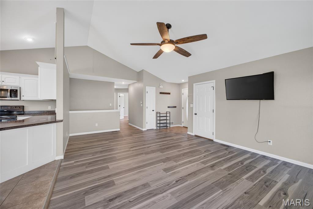 22953 Revelation Road Waynesville, MO 65583 - Photo 14 of 49
