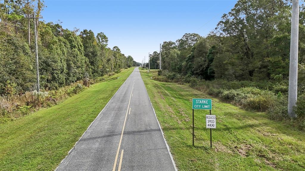 West Edwards Road Starke, FL 32091 - Photo 1 of 10 a view of a pathway with a park