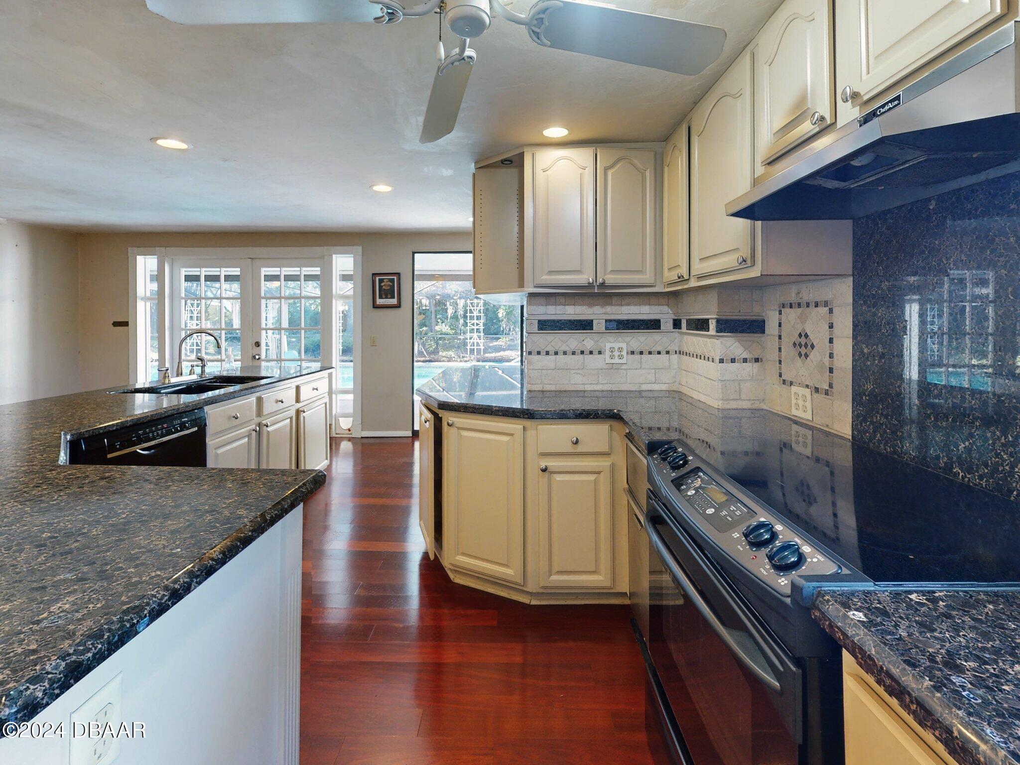 234 South Riverside Drive Edgewater, FL 32132 - Photo 20 of 134 034_234-n-riverside-dr-01122024_162733