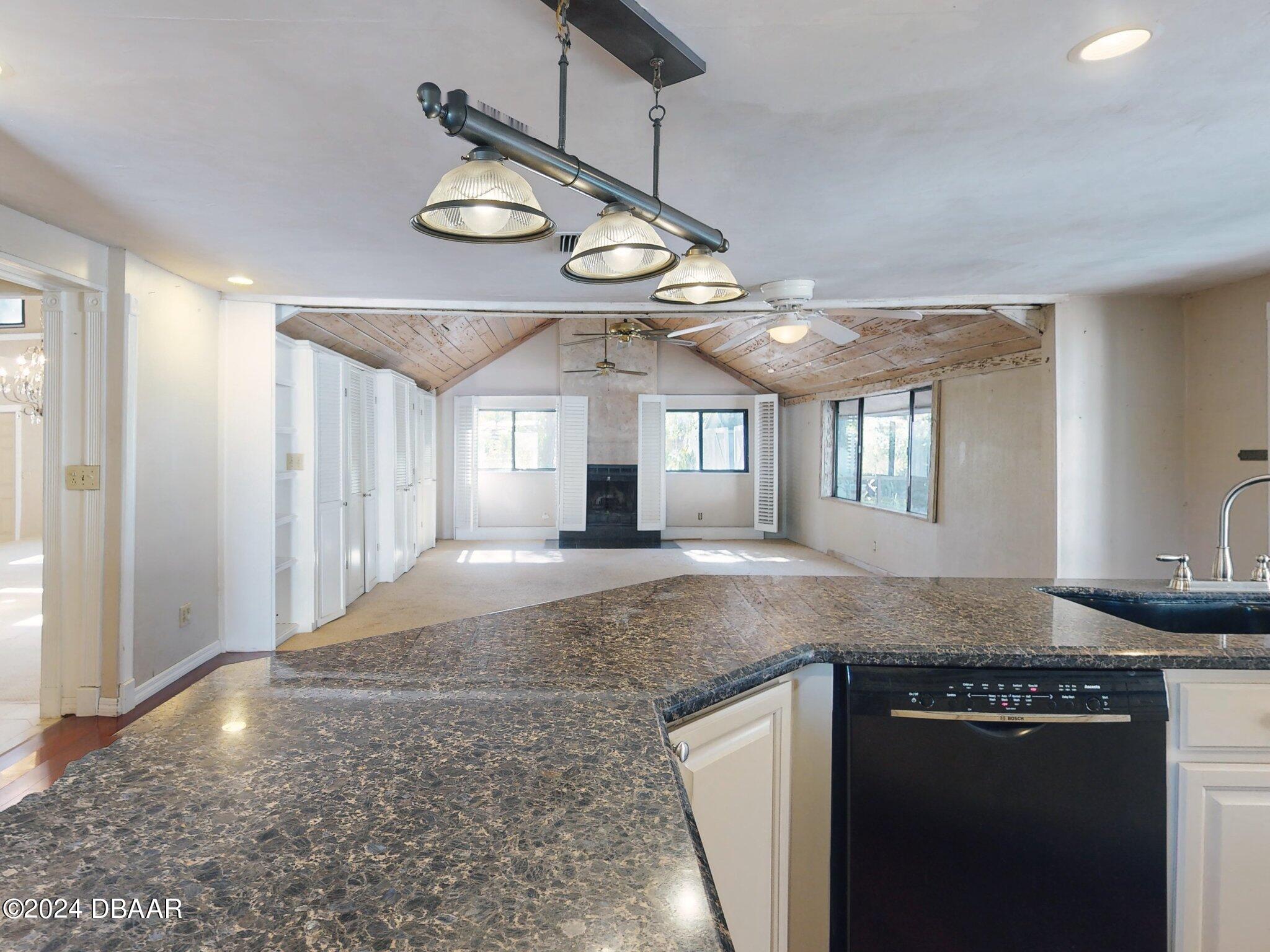 234 South Riverside Drive Edgewater, FL 32132 - Photo 21 of 134 035_234-n-riverside-dr-01122024_162750